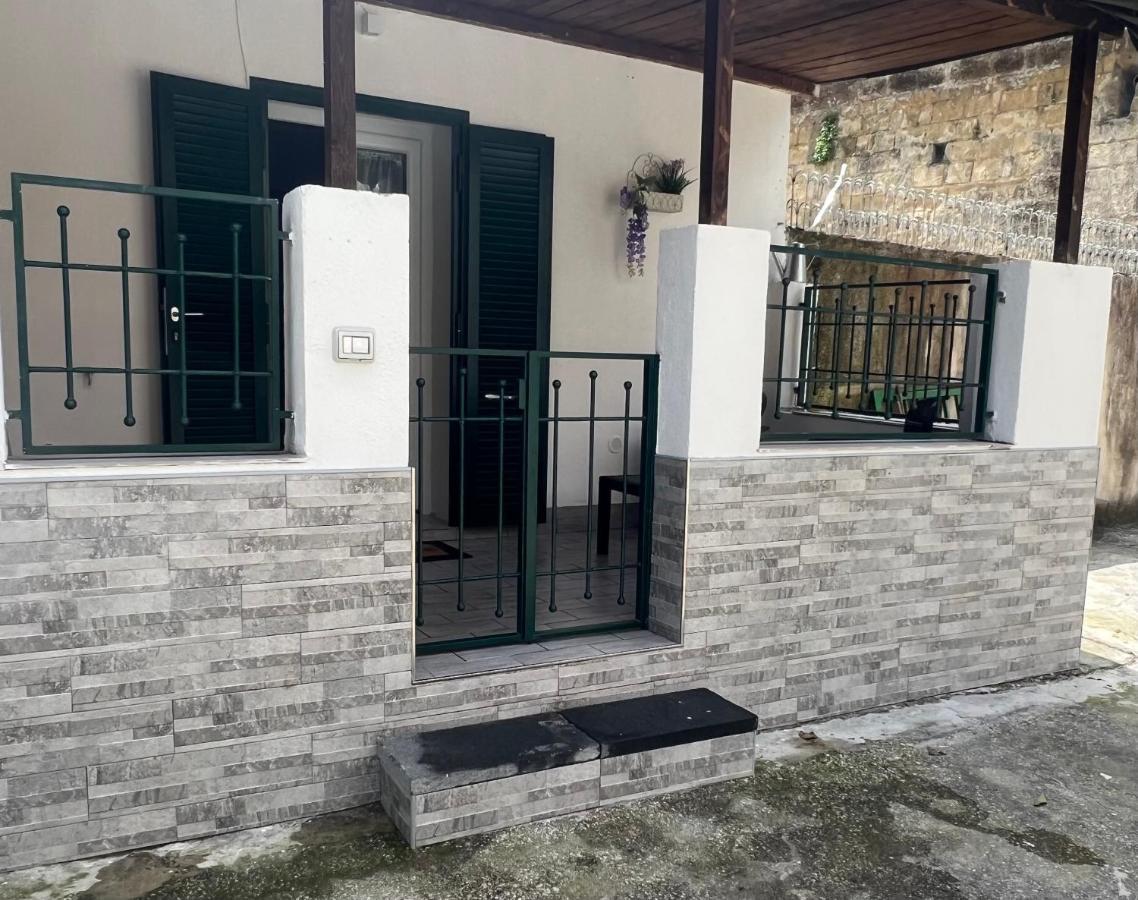 B&B Casa Vacanze Nonna Clara Naples Exterior photo